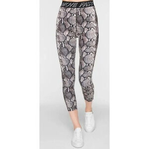 NWT PAM & GELA Move Fast Snake-Print 7/8 Leggings-sz Large